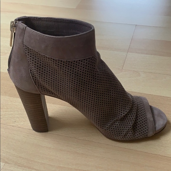 Vince Camuto Open-Toe Ankle Heel Bootie - Picture 3 of 6